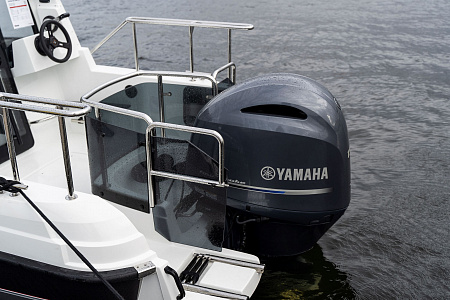 Катер Yamarin Cross 60 Cabin